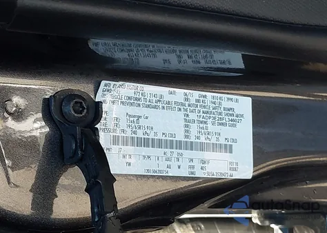 2015 Ford Focus S z USA, uszkodzony, nr VIN 1FADP3E28FL346027